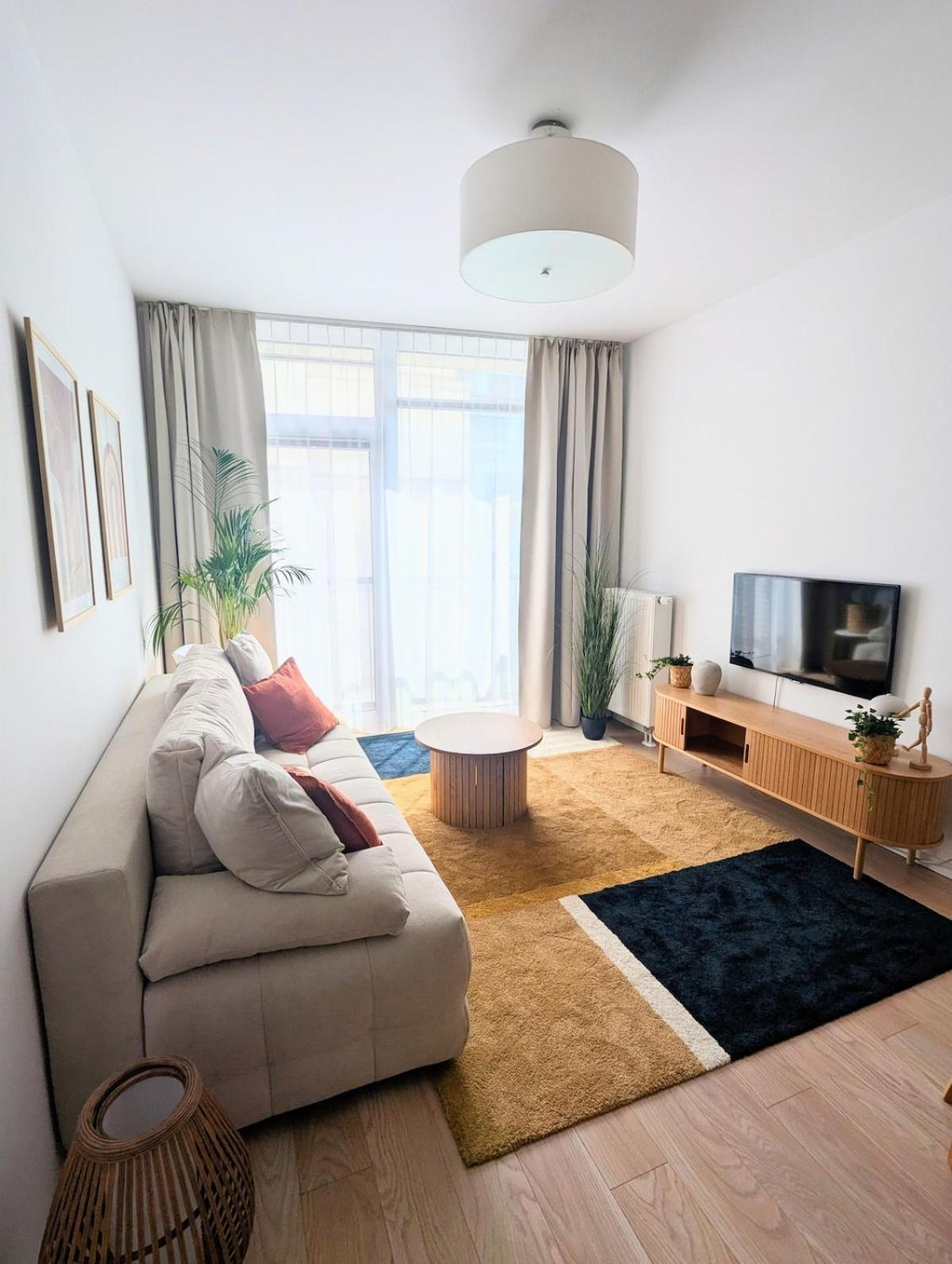 Modern 2-rm At Warsaw's Heart - Wola Warszawa